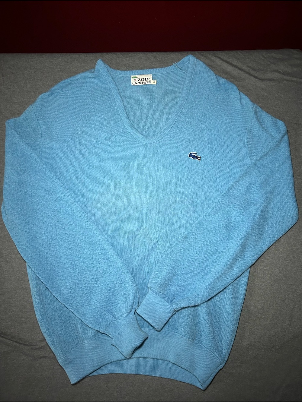 Lacoste with Izod Vintage Men’s Sky Blue V-Neck Sweater